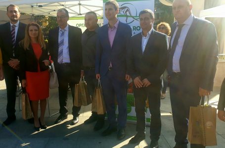Двама зам-министри уважиха  възобновения Празник на картофите във Велинград