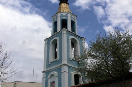 Църквата „Свето Въведение Богородично“ в Панагюрище отбелязва храмовия си празник