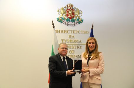 Министър Ангелкова проведе работна среща с Н.Пр. Йорам Елрон, посланик на Държавата Израел у нас