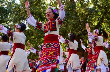 В Пазарджик ще се проведе XI-ти Национален фестивал за народни хора „Тракийска броеница“