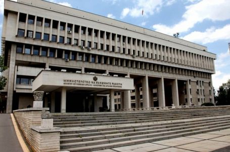 Министерството на външните работи предупреждава да не пътуваме до Израел