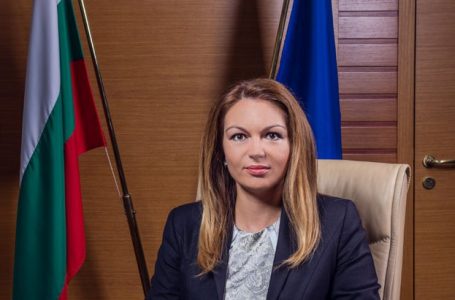 Д-р Лозана Василева ще посети животновъдно стопанство в с. Петърница, в рамките на кампанията „Супер фермер“