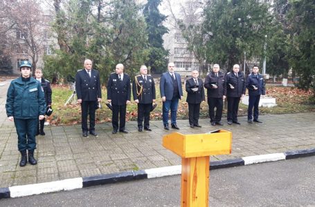 35 стажанти от структурите на Дирекция „Жандармерия“ в страната положиха клетва за спазване на Етичния кодекс на служителите в МВР