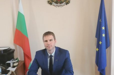 Стефан Мирев поздрави жителите и гостите на областта с предстоящите Коледни и Новогодишни празници