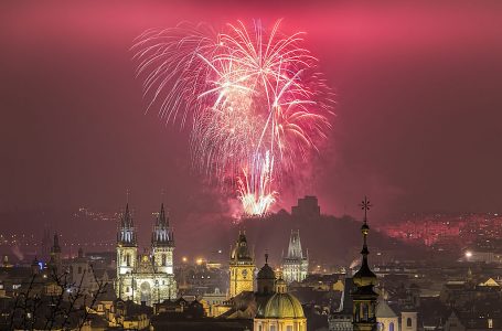 Как празнуват Нова година народите по света