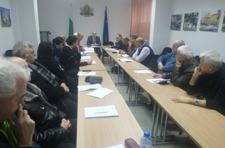 В Областния регистър на военните паметници ще бъде вписан паметникът на майор Анатолий Полянков над Панагюрски колонии