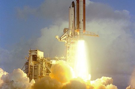 На 28 януари 1986 г. космическата совалка на САЩ „Чаланджър“ се взривява 73 секунди след излитането си