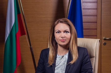 Заместник-министърът на земеделието д-р Лозана Василева ще се срещне със земеделски производители в Пазарджик