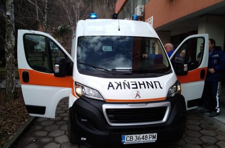 Филиалът за спешна медицинска помощ в Белово получи нова линейка