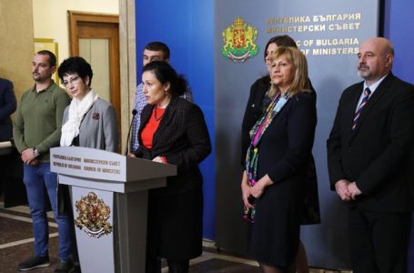 Министър Десислава Танева: Имаме достатъчно храна, нашите производители са готови да посрещнат всички заявки от хранителните търговци