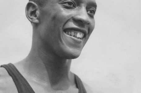 На 31 март 1980 г. умира Джеси Оуенс