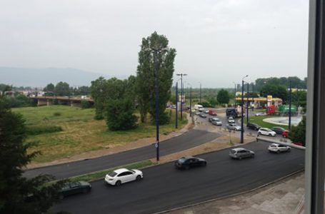 Бъдете внимателни: Задръствания и опашки от коли на моста на река Марица в Пазарджик