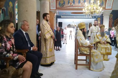 Кметът на община Пещера Йордан Младенов се помоли за здраве на Еньовден