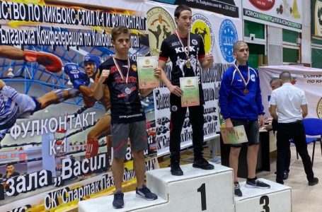 Филип Филипов от СК „Аякс“ – Бургас спечели безапелационно Държавното първенство по кикбокс