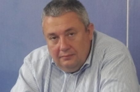 Илия Лазаров изригна: Протестите са прекалено дирижирани и защитават определени икономически интереси