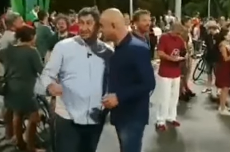 Бившия депутат от НДСВ Димитър Ламбовски постави в неудобно положение председателя на “Да, България“