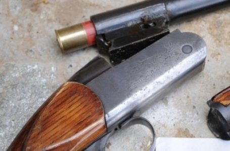 Служители на полицията в Батак хванаха мъж от Нова Махала с незаконно оръжие