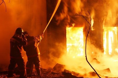 (Обновена) Тази нощ жена е загинала при пожар в апартамента си в Пазарджик