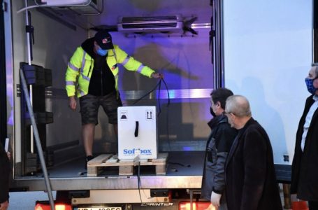 Първите дози на Пфайзер/Бионтех пристигнаха в България