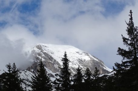 Лавина затрупа и уби скиор в Пирин (обновена)