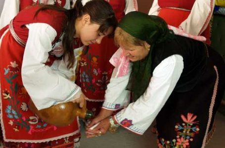 На днешната дата, 8 януари. Бабинден