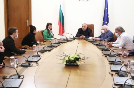 Премиерът Бойко Борисов обеща по 5 минимални работни заплати за музикалните творци на свободна практика
