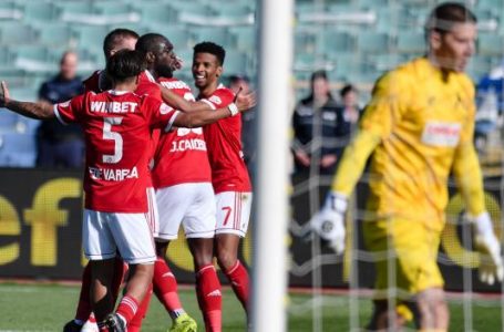 ЦСКА удари Левски и седна на трона на Вечното дерби