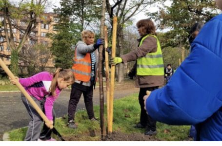 Зелен съботник в Добрич събра хората в града