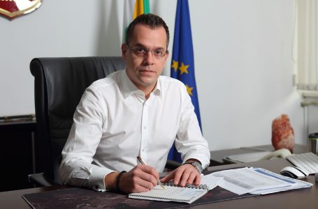 Кметът на Добрич Йордан Йорданов издаде заповед за работата на детските градини и ясли  на 12 юли