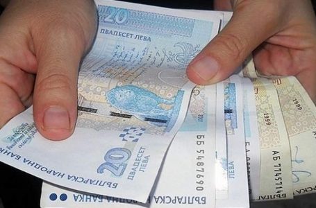 По 650 лева за родители на деца до 14 години в неплатен отпуск заради новите мерки
