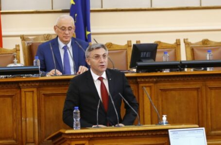 Мустафа Карадайъ: Ниската избирателна активност се дължи и на затрудненията, предизвикани от машините