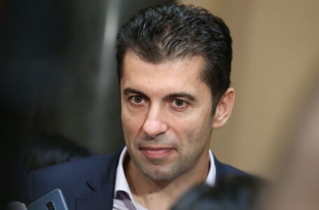 Премиерът Кирил Петков: Трябва да вдигнем нивото на ваксинация