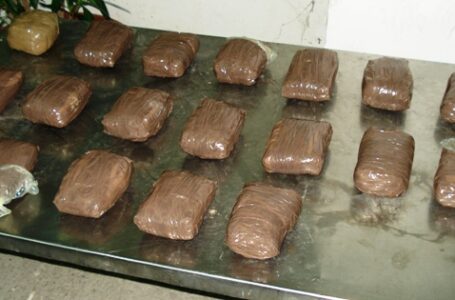 Митнически служители откриха близо 14,7 кг. хероин в тайник в лек автомобил при проверка в района на Дунав мост 2