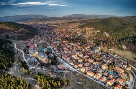 Велинград отбеляза 74 години от създаването си