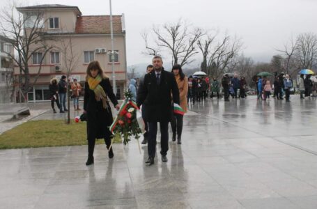 Община Царево отбеляза тържествено Националният празник 3 март