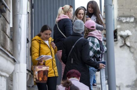 Украински бежанци от Варна масово отказаха да бъдат извозени към вътрешността на страната