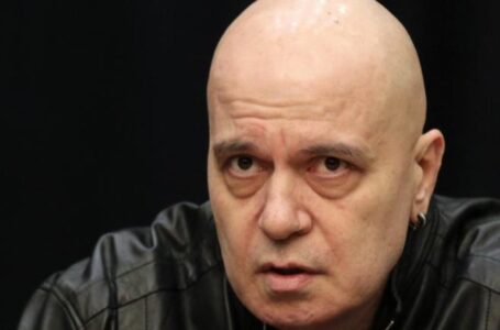 Слави Трифонов: Платих си глобите и ще подам декларация пред КПКОНПИ
