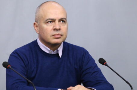 Нинова: Георги Свиленски ще получи мандатът от името на БСП