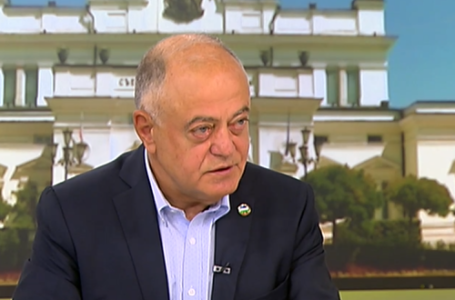 Ген. Атанасов: Кирил Петков се оттегля, няма да бъде кандидат-премиерът на ПП