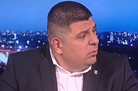 Военното разузнаване реагира остро на Ивайло Мирчев: Погазва офицерския пагон на стотици служители