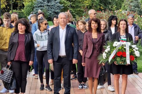 Пещера отбеляза Независимостта на България