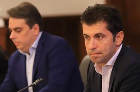 Кирил Петков и Асен Василев с първи думи след края на изборния ден
