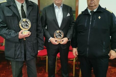 Кметът на Карлово получи награда за принос в повишаване на пожарната безопасност и защита на населението