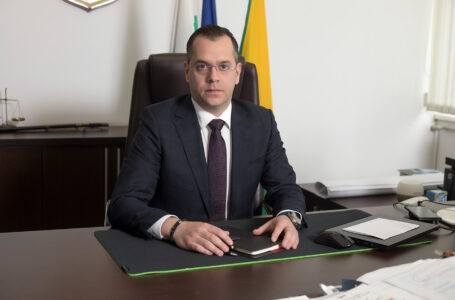Йордан Йорданов печели в Добрич