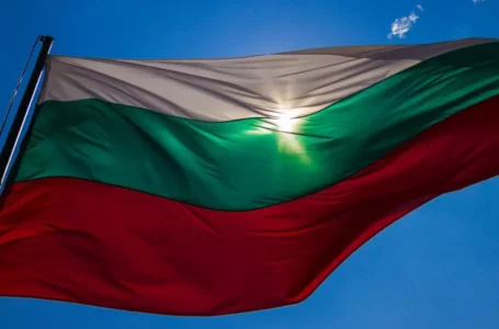 С ритуал по издигане на националното знаме и празнично шествие Панагюрище ще отбележи 117 години от обявяването на независимостта на България