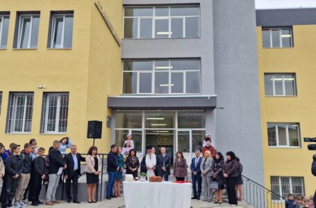 Инвестиции в знанието: Пещера с напълно обновени училища